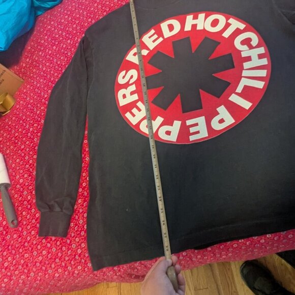 RARE Authentic Vintage Red Hot Chili Peppers Long Sleeve Concert T-Shirt Aztec - Picture 11 of 16